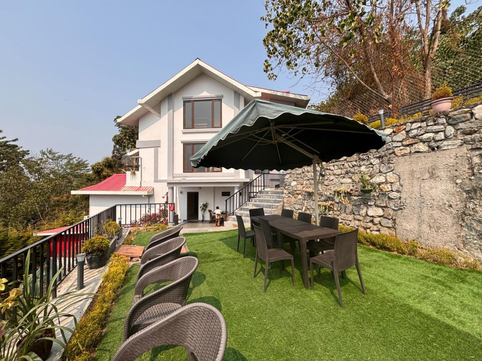 Blue Orchid Premium Hotel Kalimpong Exterior photo